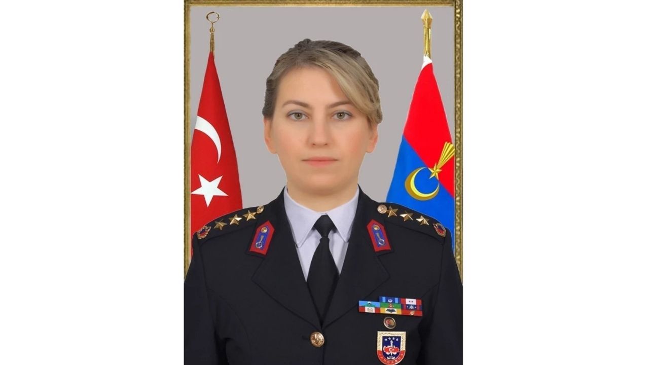 İlk kadın jandarma komutanı: Kıdemli Albay Gülden Mat Şakir paşa ünvanını aldı!