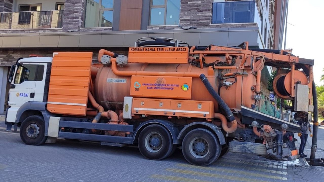 BASKİ’den Edremit’te koku sorununu gideren etkili müdahale