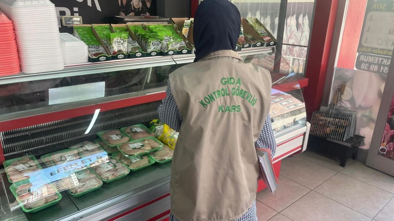 Kars’ta kasap ve şarküteri denetimleri aralıksız devam ediyor