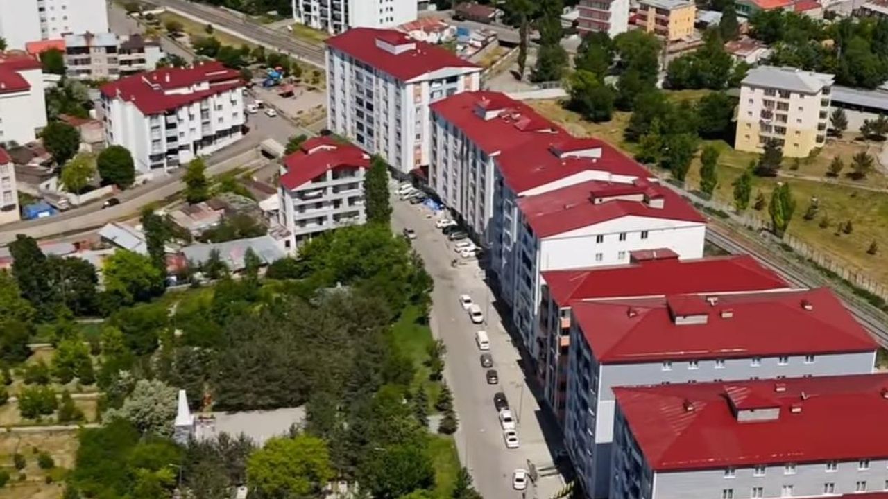 Kars’ta kiralar cep yakıyor: “Ev var amatutabilen yok”