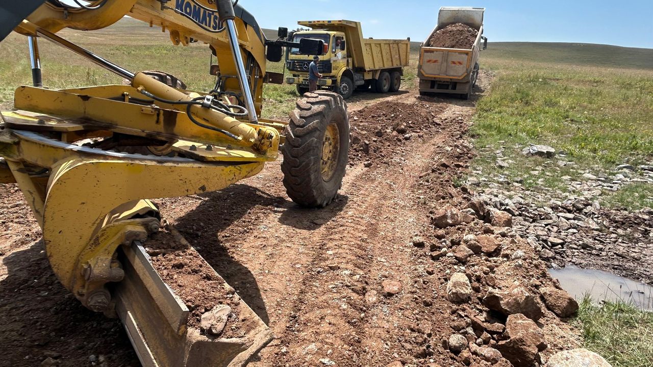 Susuz’un yayla yollarında büyük atılım: Aynalı ve Ortalar yolları tamamlandı, sırada Porsuklu var