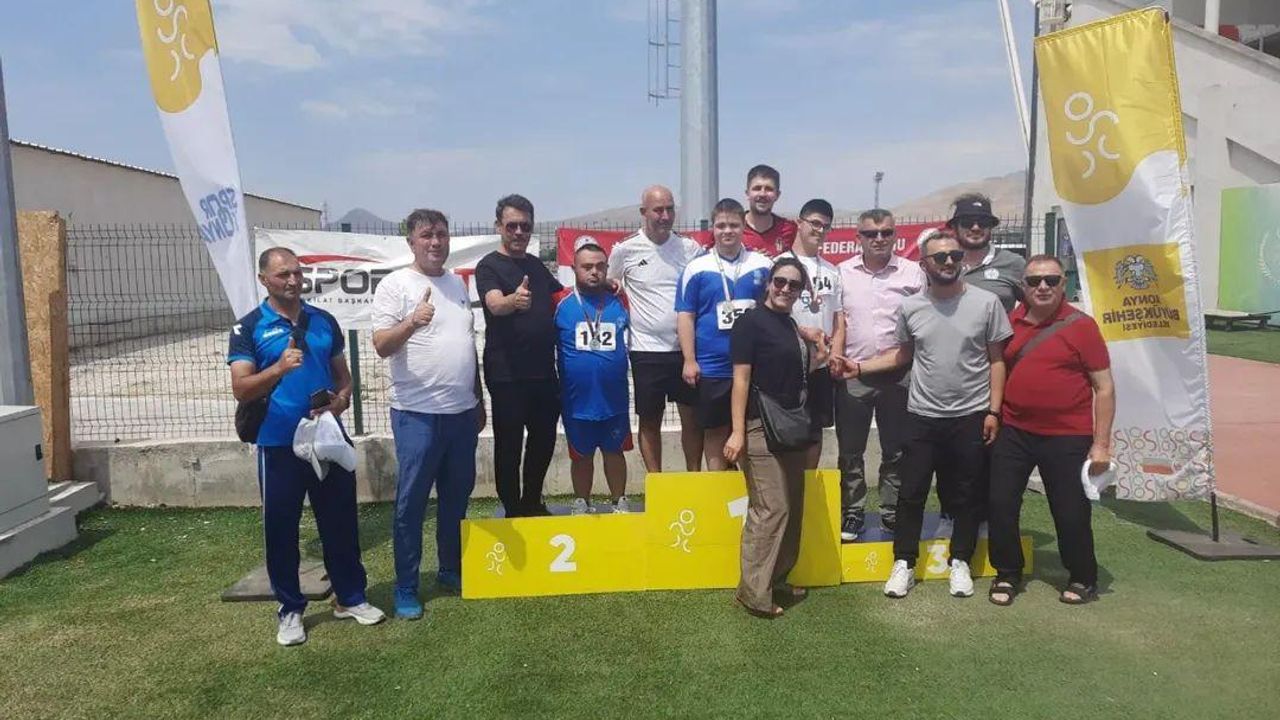 Özel sporcular Türkiye Atletizm Şampiyonası’nda Kars rüzgarı esti