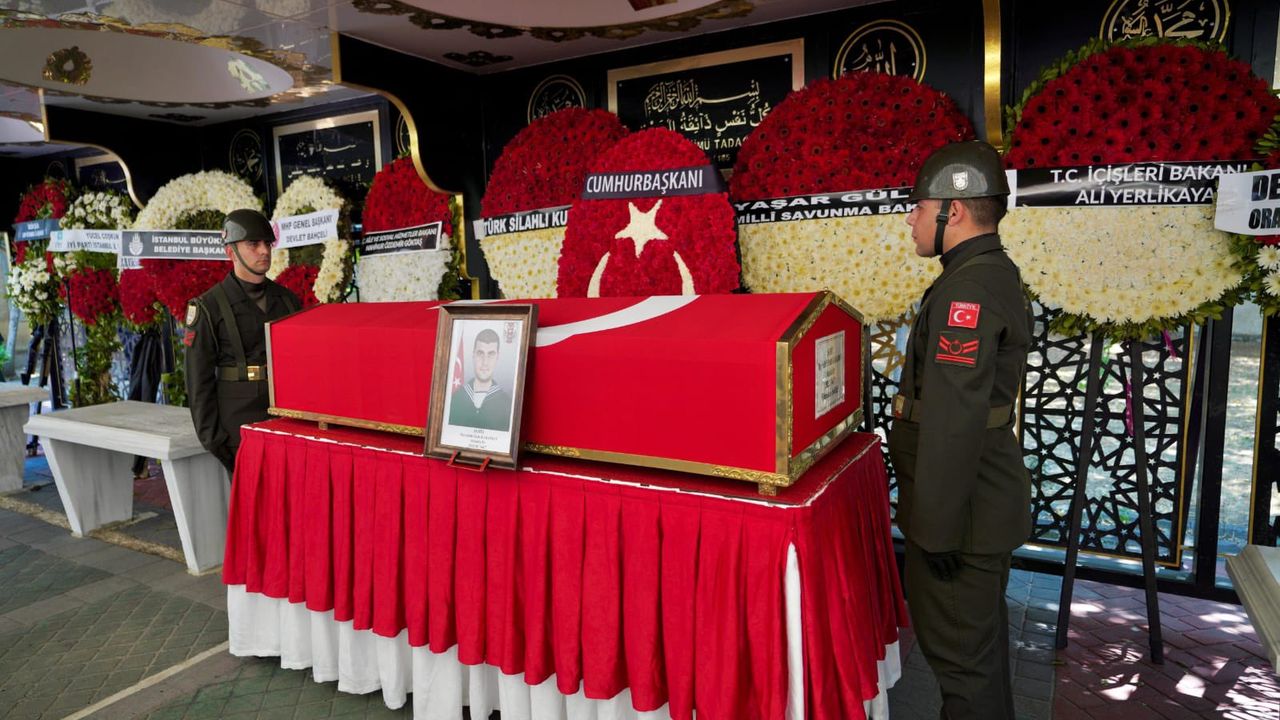 Hatay şehitlerimiz son yolculuklarına uğurlandı