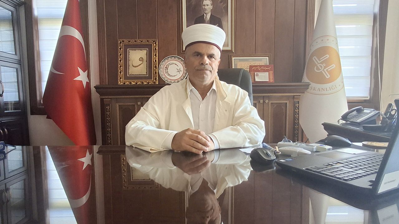 Beypazarı İlçe Müftülüğüne atanan Mehmet Süsün göreve başladı