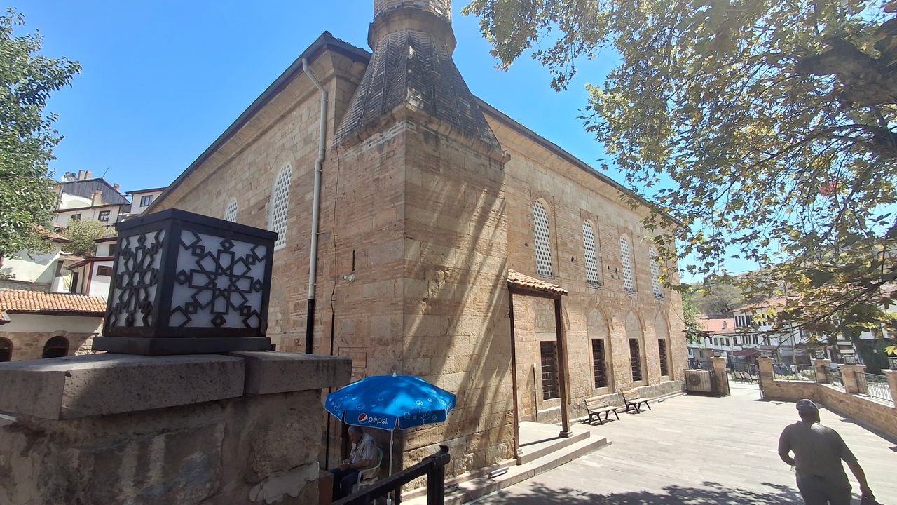 Beypazarı’nda asırlık miras: Sultan Alaeddin Camii ziyaretçi akınına uğruyor