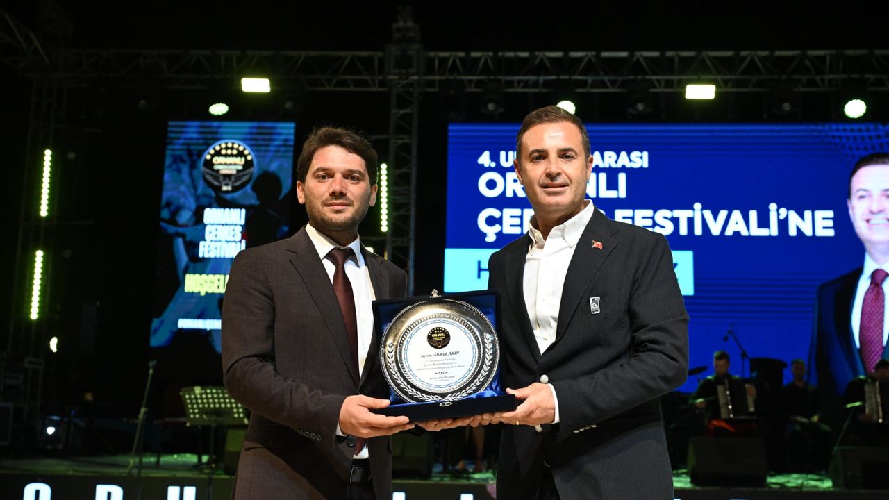 Akın: Bizler, hep birlikte büyük bir aileyiz