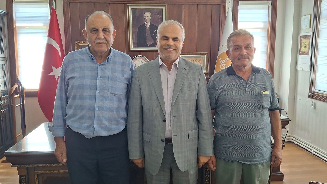 Beypazarı İlçe Müftüsü Mehmet Süsün’e hayırlı olsun ziyaretleri sürüyor