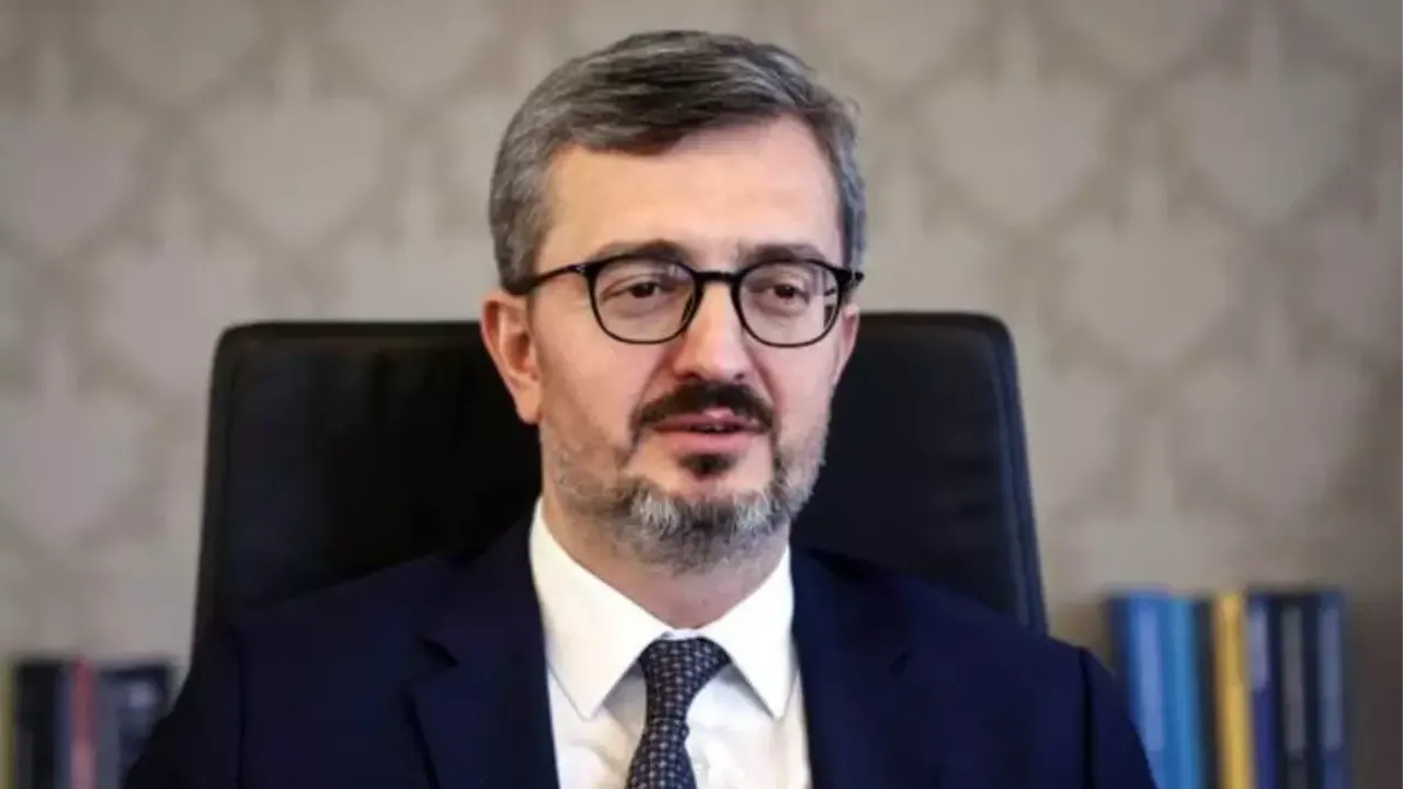 Burhanettin Duran’dan YAŞ kararlarına ilişkin değerlendirme: Kahraman ordumuza hayırlı olsun