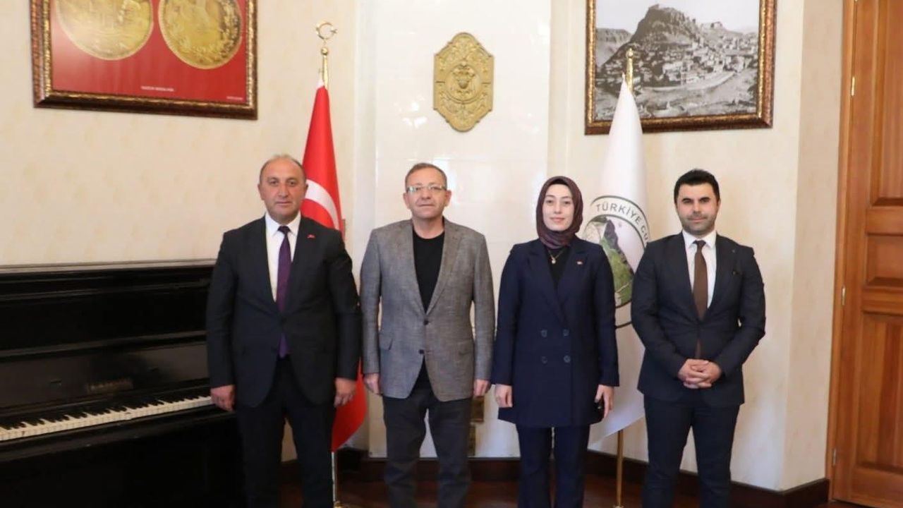 Vali Ziya Polat, Hanak protokolünü makamında ağırladı