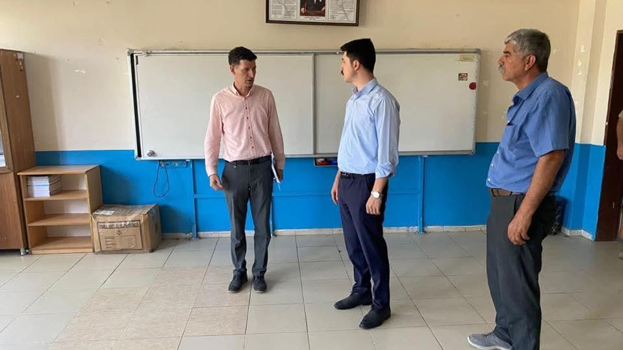 Digor Kaymakamı Ahmed Tayyib Kahraman’dan Kocaköy Okuluna ziyaret