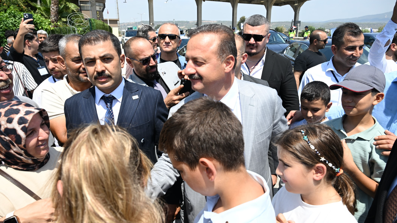 Ağıralioğlu: Apo’ya kurucu önder dediğin kadar Alparslan Türkeş’in hatırını saysaydın