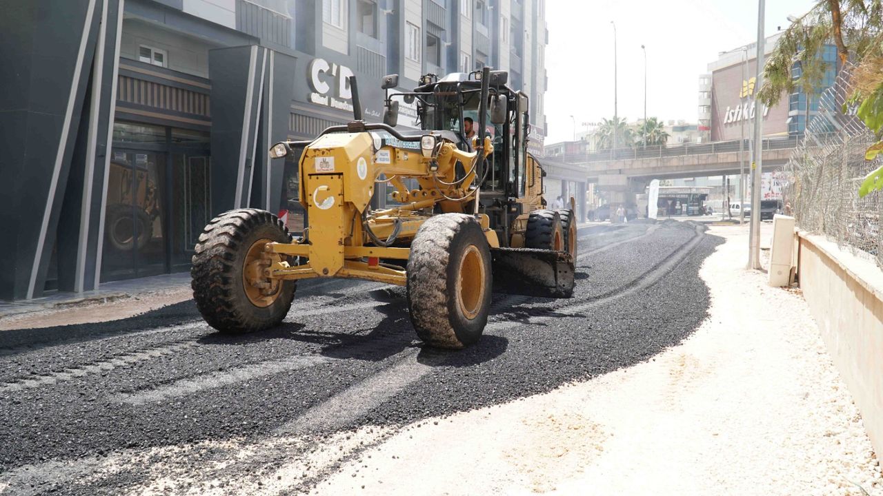 Haliliye Belediyesi’nden  Veysel Karani Mahallesine asfalt hizmeti