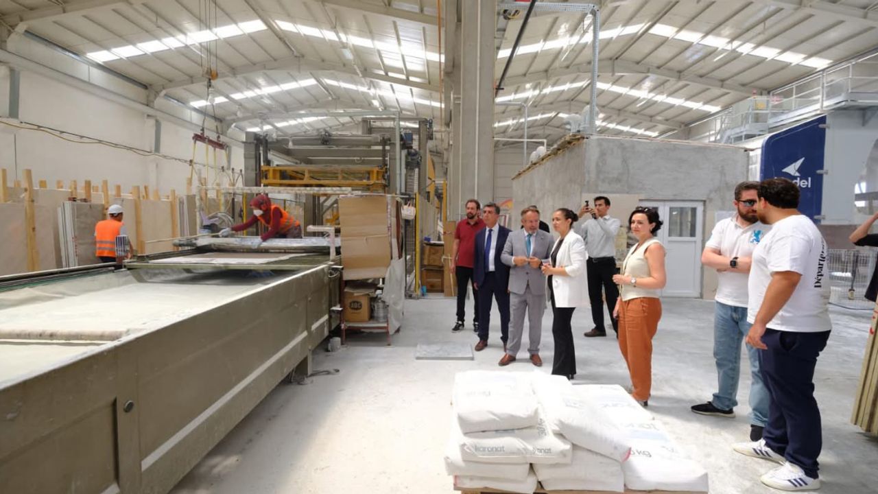 Vali Bilgihan’dan sanayi kuruluşlarına ziyaret