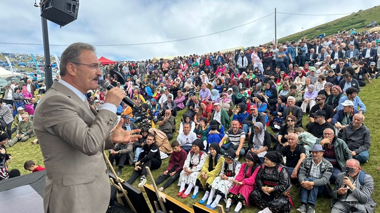 Başkan Kurukız: 200 bin kişiye, 11 bin kişilik ödenekle hizmet veriyoruz