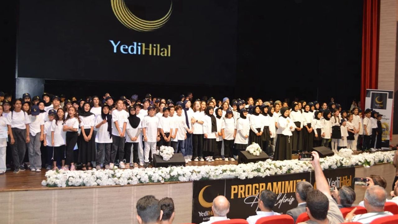 Batman’da ‘Yedi Hilal’den yaz kapanışı