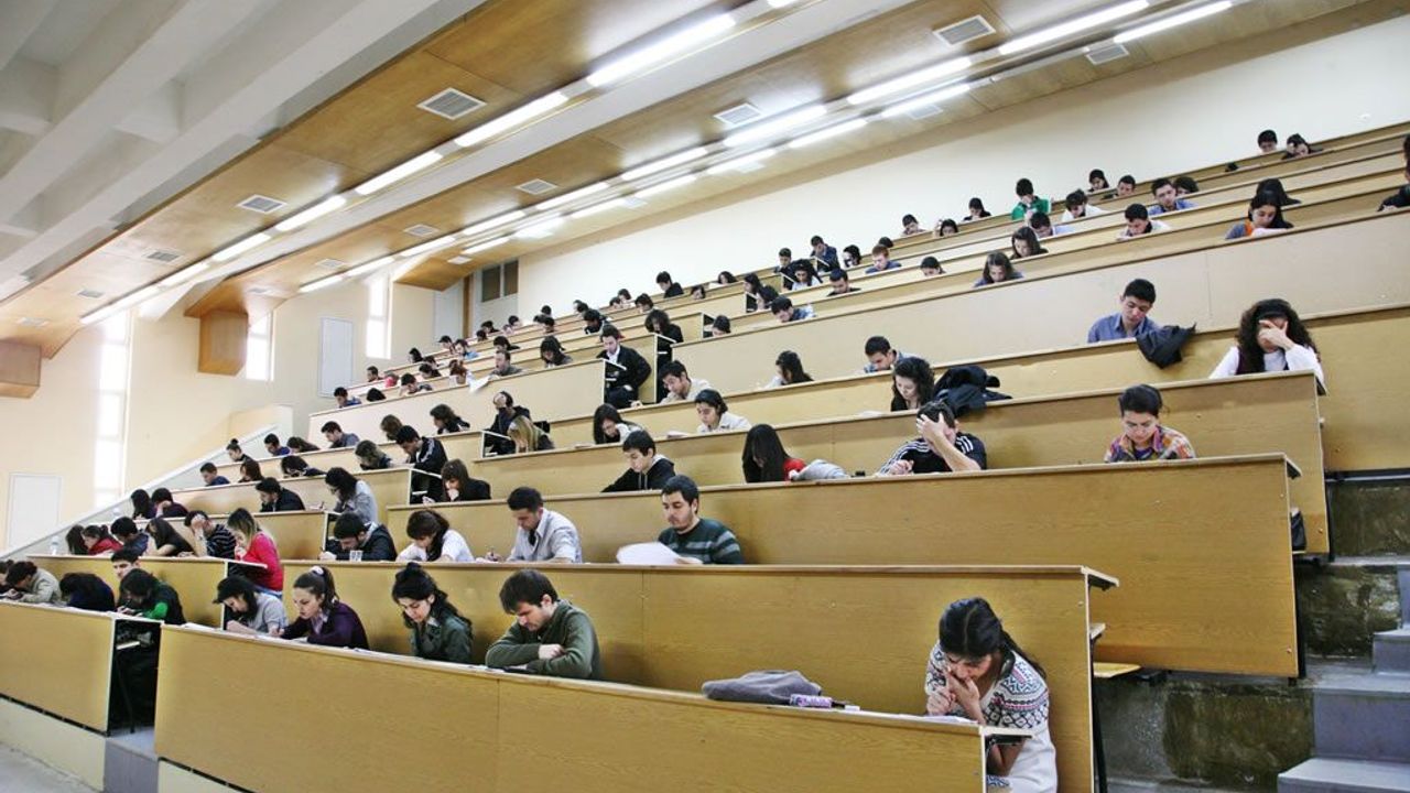 YKS tam puanlıların tercihi: Mühendislik ve hukuk