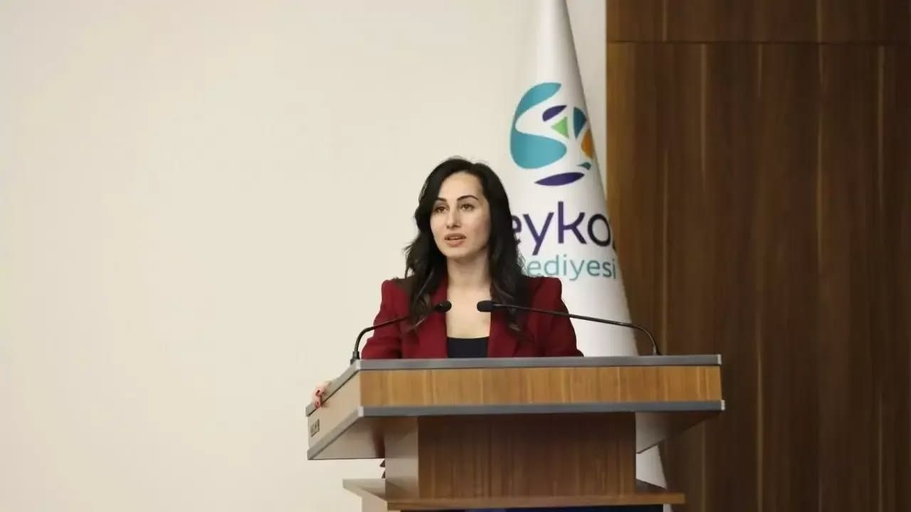 Beykoz Belediye Başkan Vekili Özlem Vural Gürzel CHP’den istifa etti