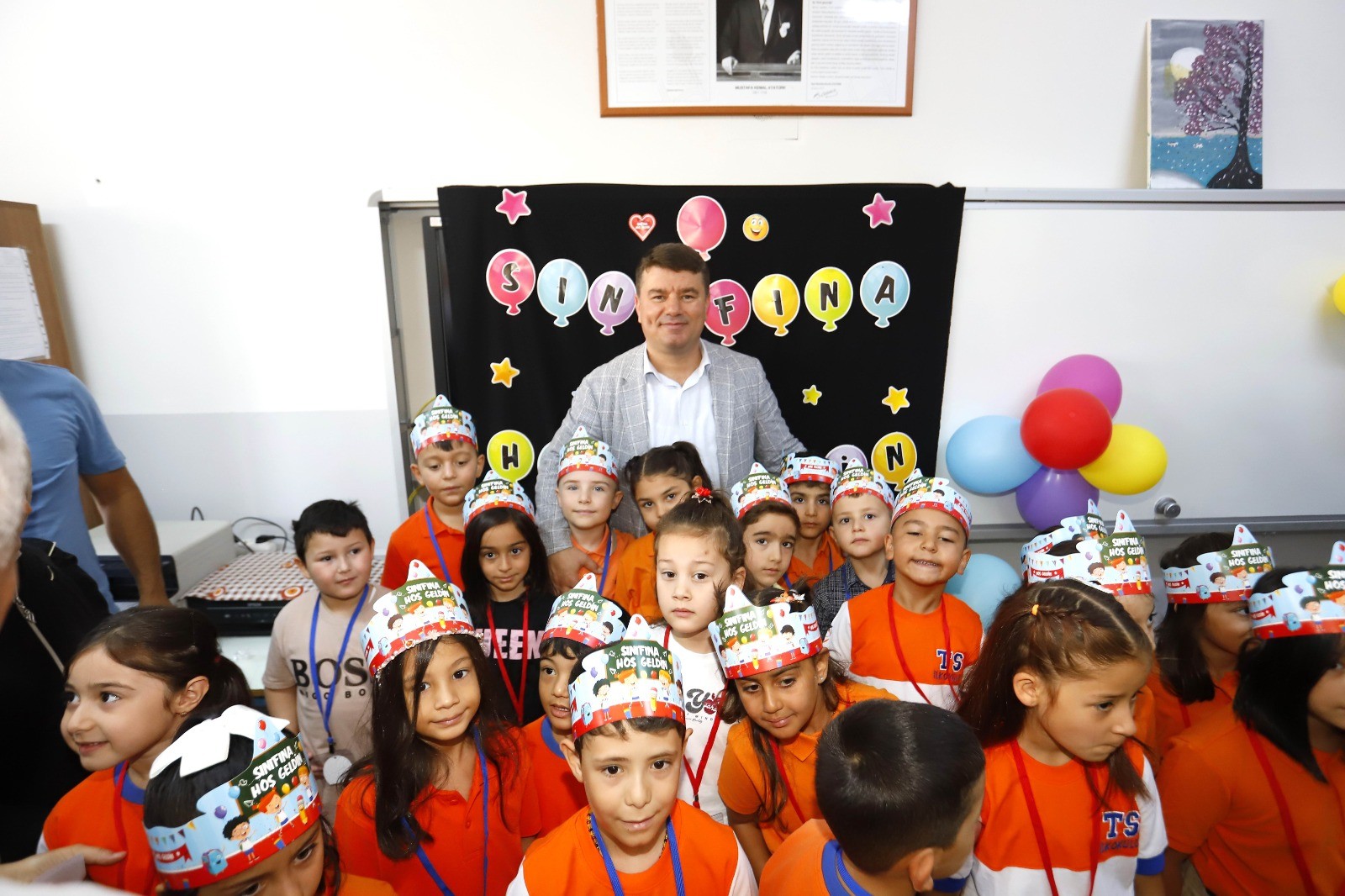 Aksaray’da Miniklerin Okul Heyecanına Başkan Dinçer Ortak Oldu