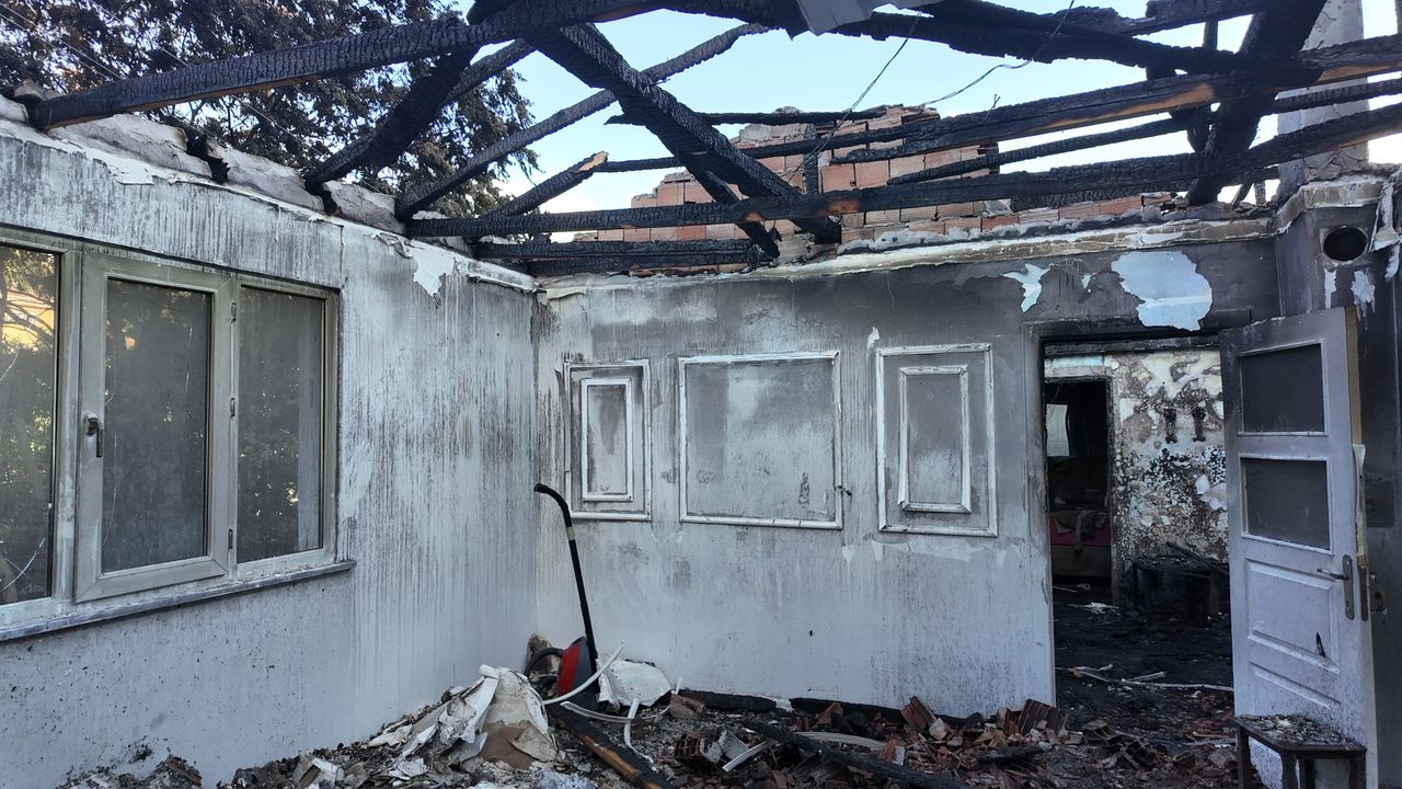 Kocaeli Büyükşehir’den evi yanan vatandaşa yardım eli