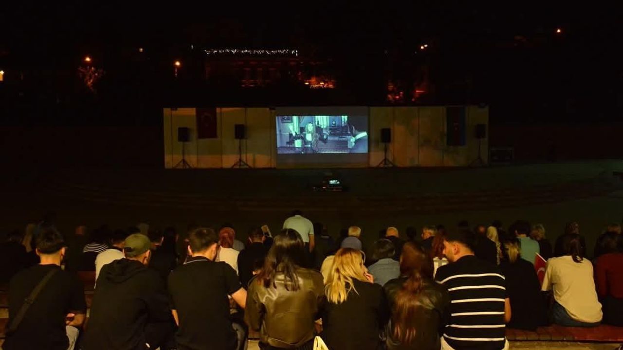 Azerbaycan’ın Bestecisi Üzeyir Hacıbeyli’nin 140. Doğum Yılı Kars’ta anıldı