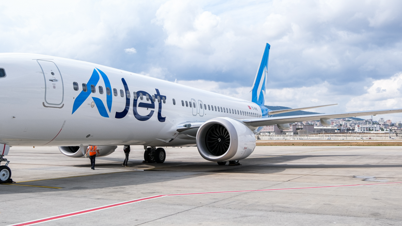 AJet’in dördüncü Boeing 737-8 MAX uçağı İstanbul’a geldi