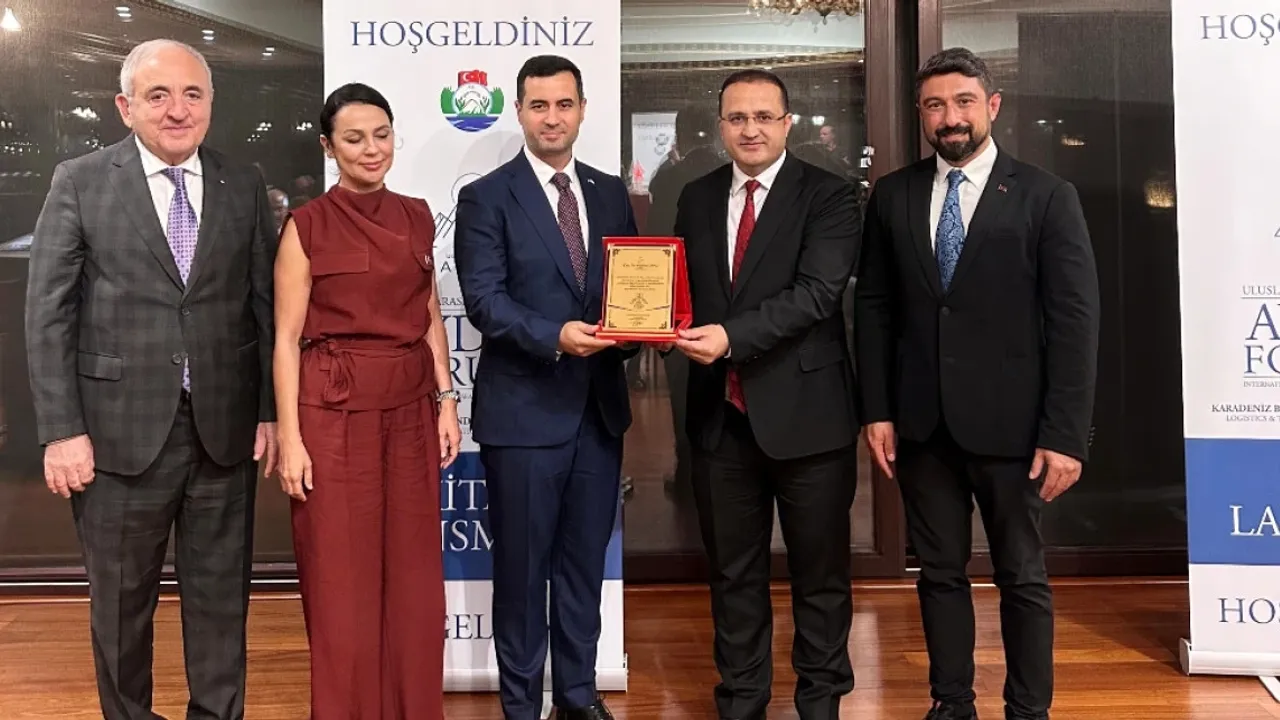 Uluslararası Karadeniz Rize-Ayder formu kitaplaştırıldı