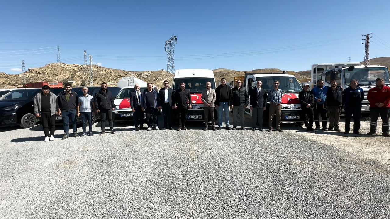 Şerefikoçhisar Belediyesi araç filosunu yeniliyor