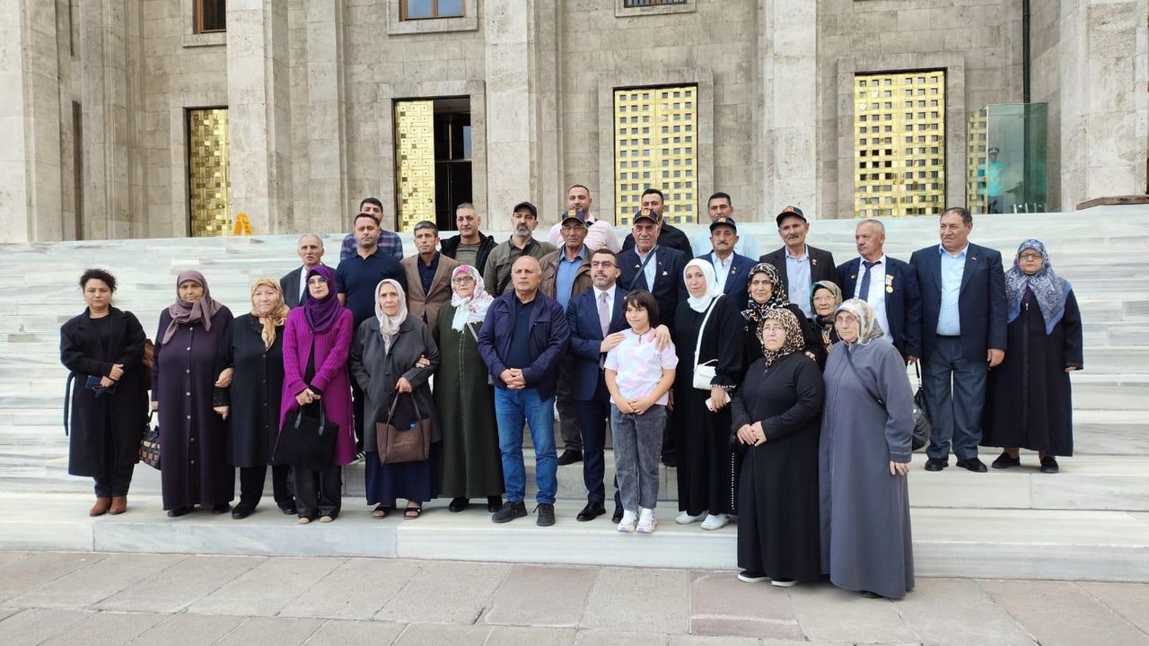 Şehit yakınları ve gazilerimizden anlamlı TBMM ziyareti