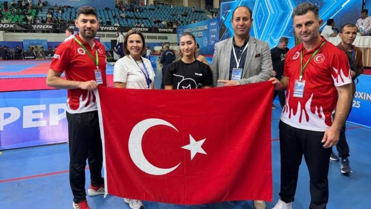 Korkuteli’li Rabia Özgen Dünya şampiyonu oldu