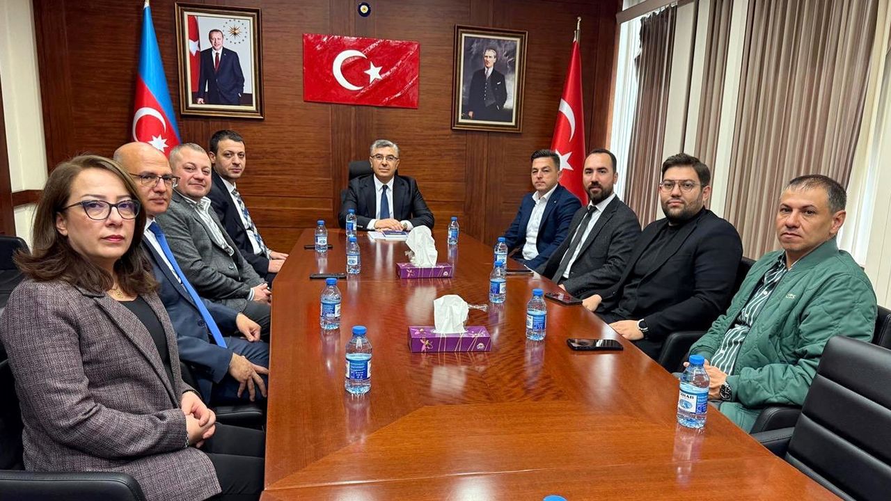 Beypazarı Ticaret Odası Yönetimi Bakü’ye gitti