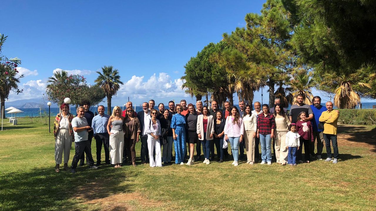 80 Aile Hekimi Kuşadası’nda kahvaltıda buluştu