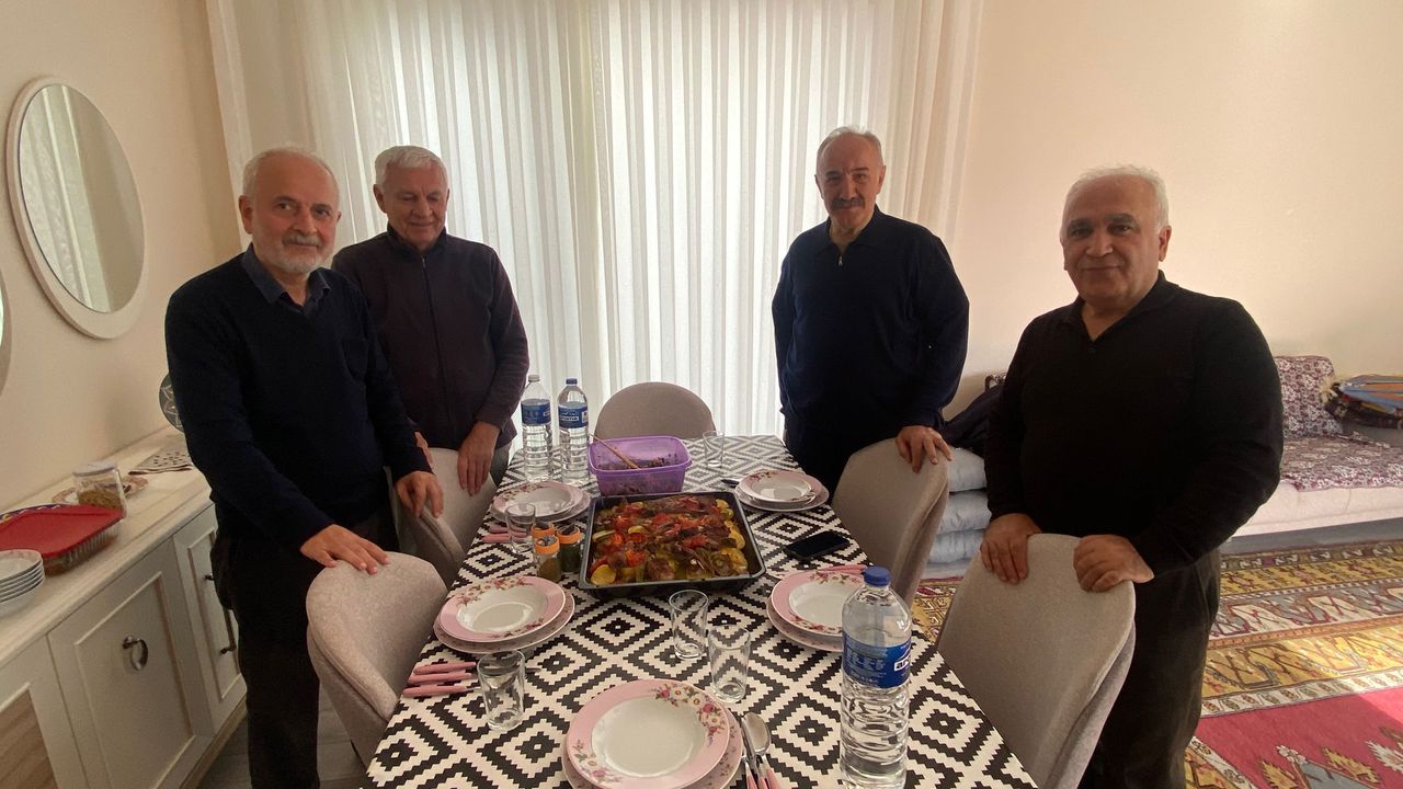 “Dünya Ev Arkadaşları Günü” Her Yıl Kasım Ayının İlk Hafta Sonu Kutlanacak