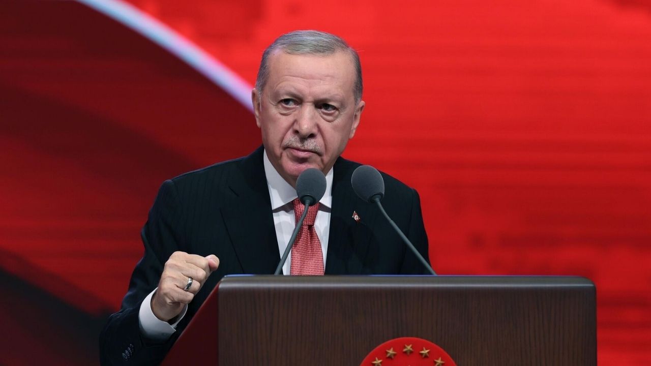 Cumhurbaşkanı Erdoğan, İngiltere’deki Türklere seslendi