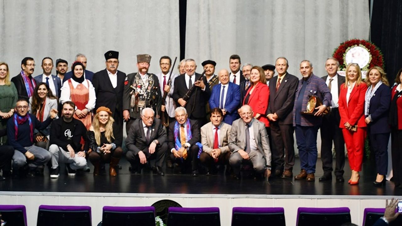 Yerel basın ödülü alanların katılım dallarına göre isimleri