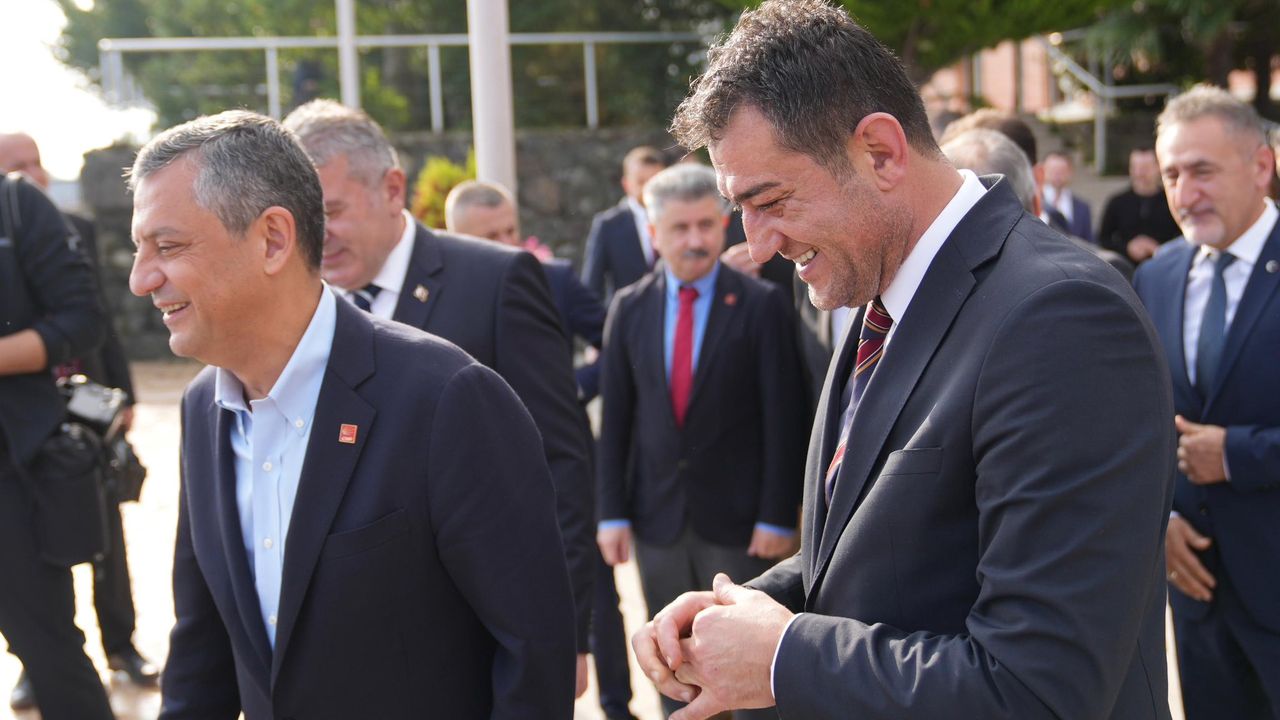 Fuat Köse Ordu’da Özgür Özel ile görüştü