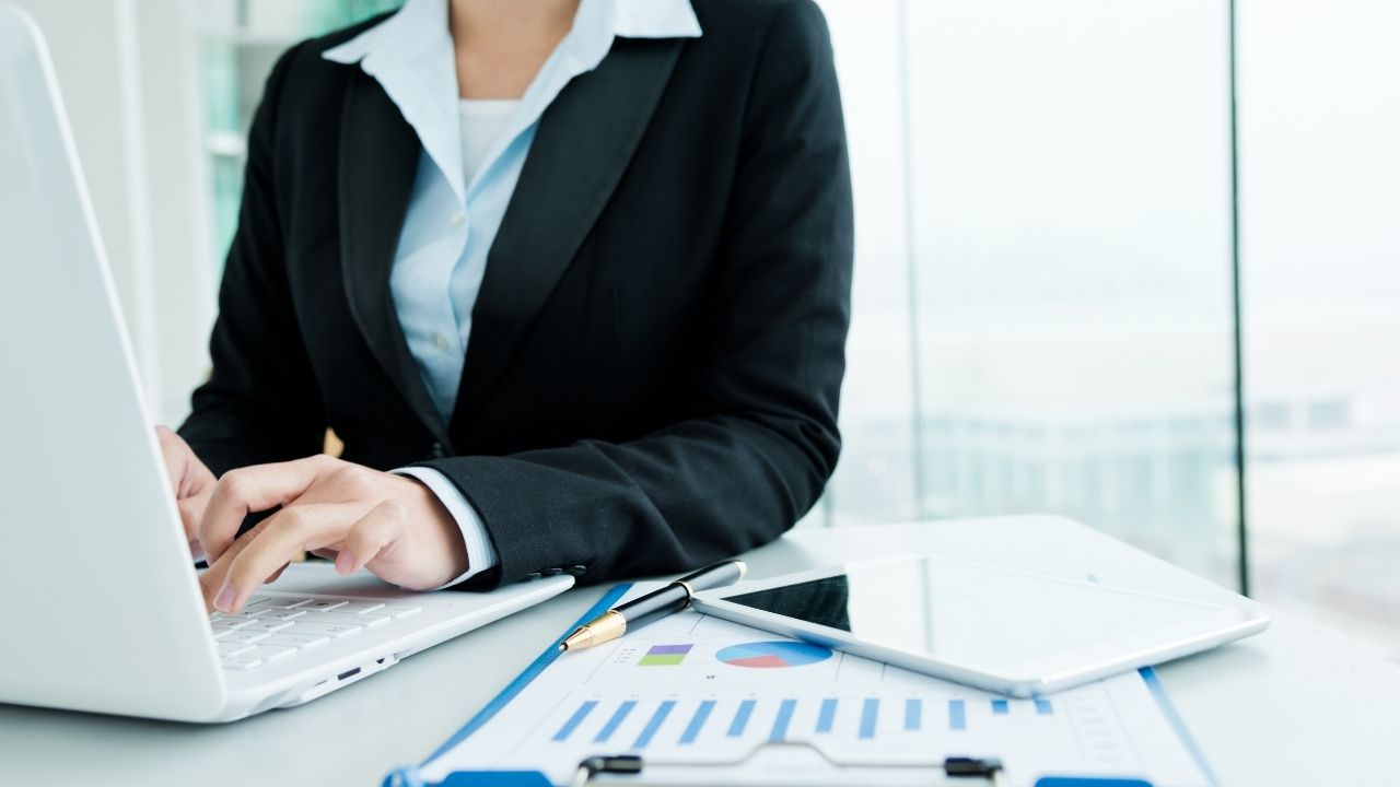 Sigortalı genç kadın sayısı 1 yılda 70 bin arttı