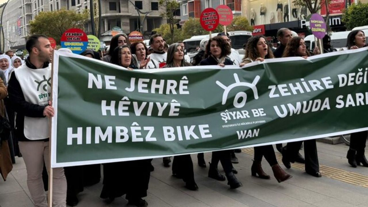 Van’da uyuşturucuya karşı yürüyüş düzenlendi