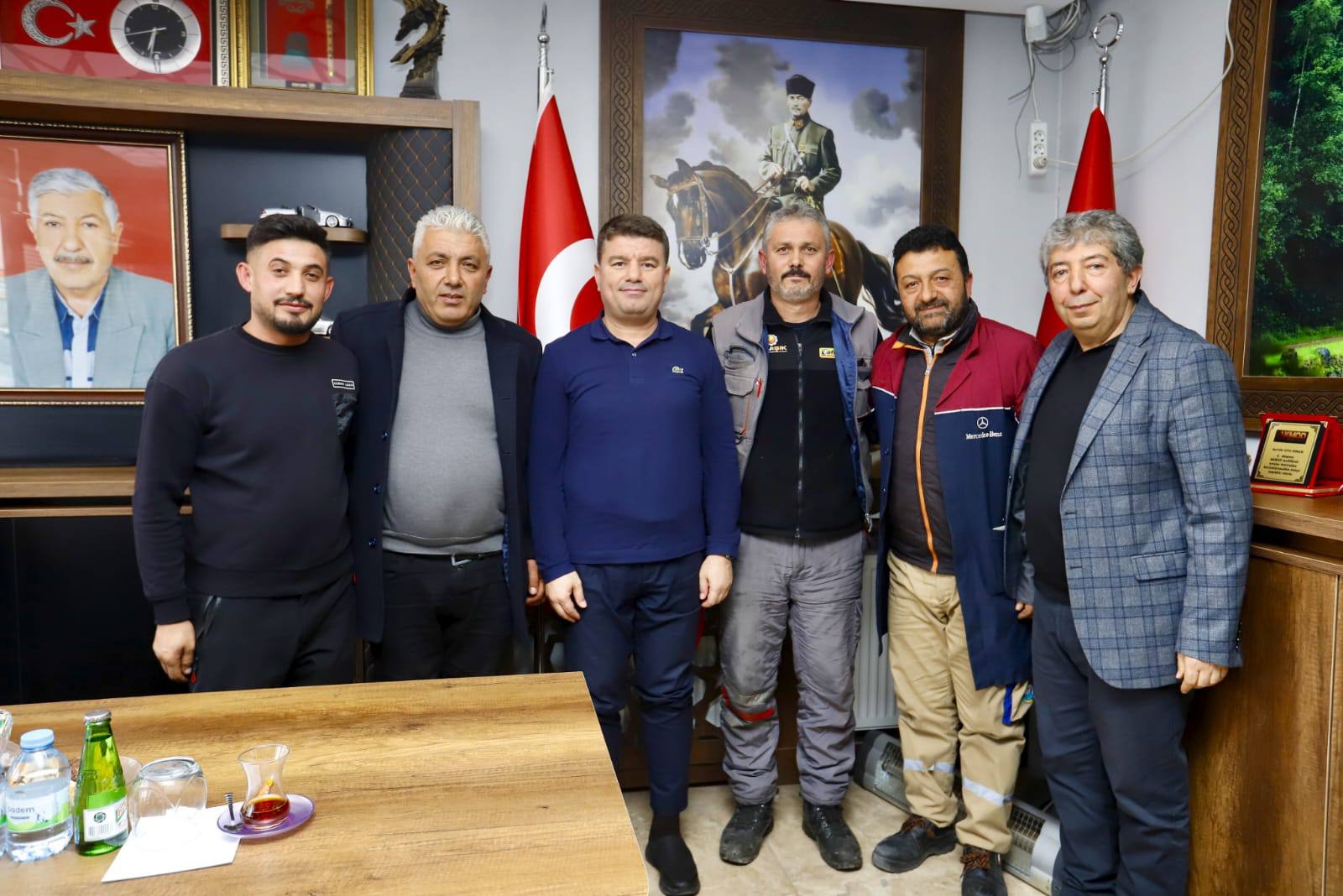 Aksaray Belediye Başkanı, Madeni Sanatkârlar Esnaf Adaylarıyla Buluştu