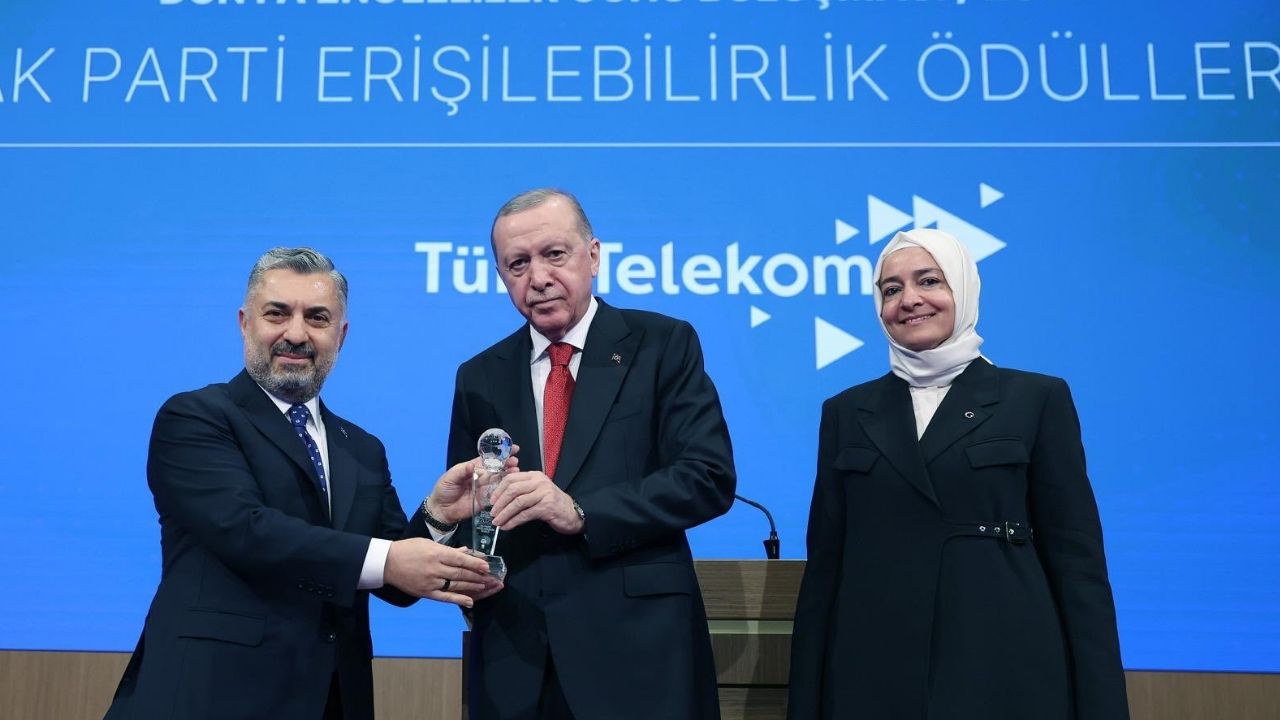 Cumhurbaşkanı Erdoğan’dan Türk Telekom’a erişilebilirlik ödülü