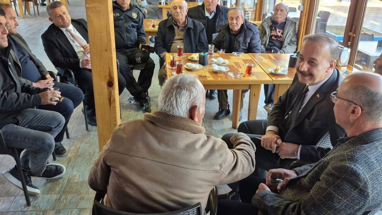 Vali Erin Eğirdir’de esnaf ve vatandaşlarla buluştu