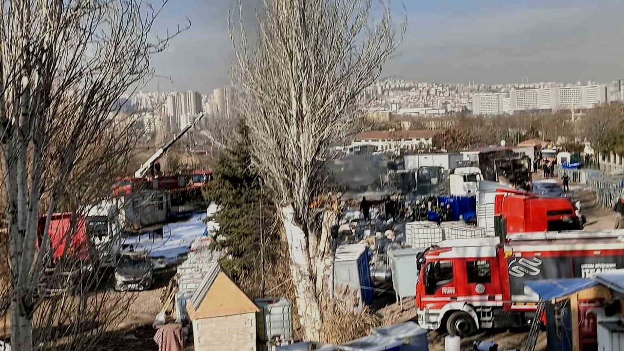 Ankara Emniyet Yenimahalle yediemin otoparkında yangın çıktı