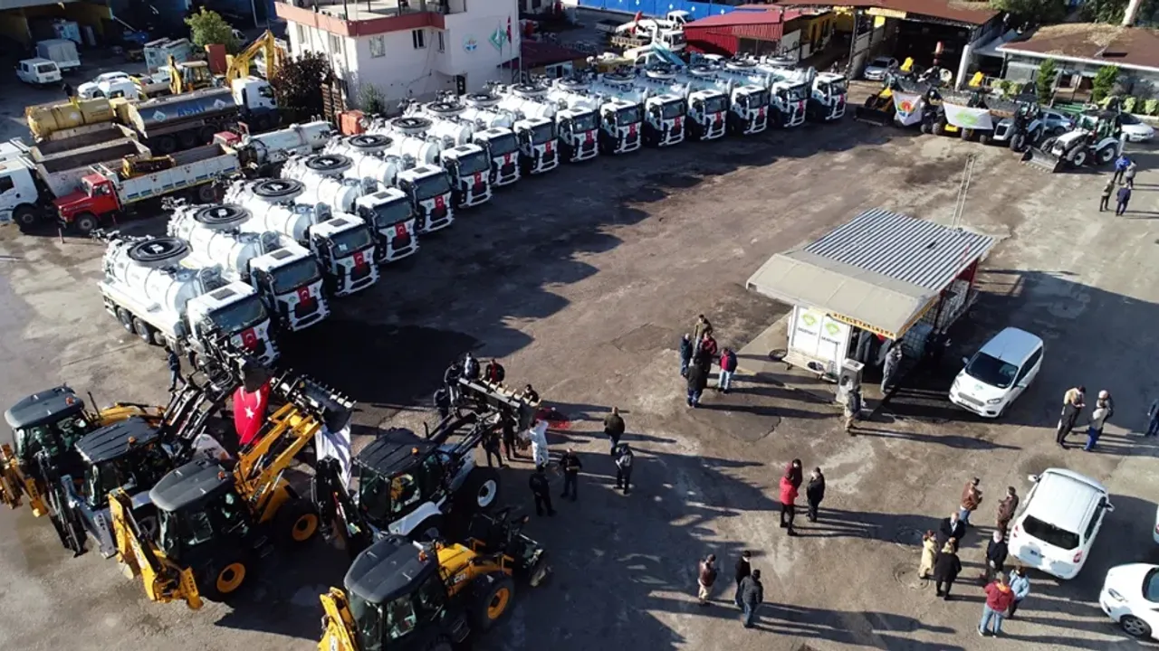 ASKİ,  iş makinesi filosunu güçlendirmeye devam ediyor