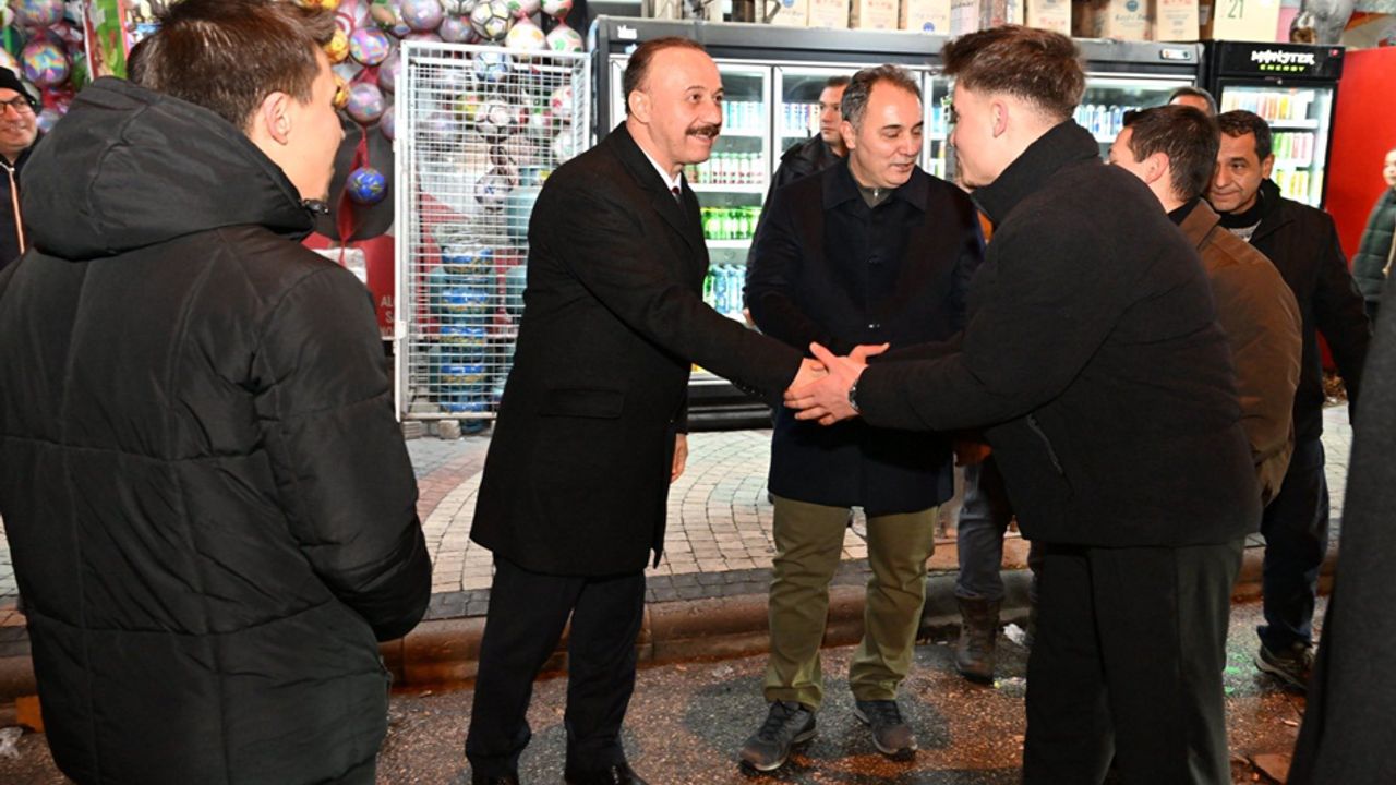 Vali Erin sahada yeni yılı kutladı