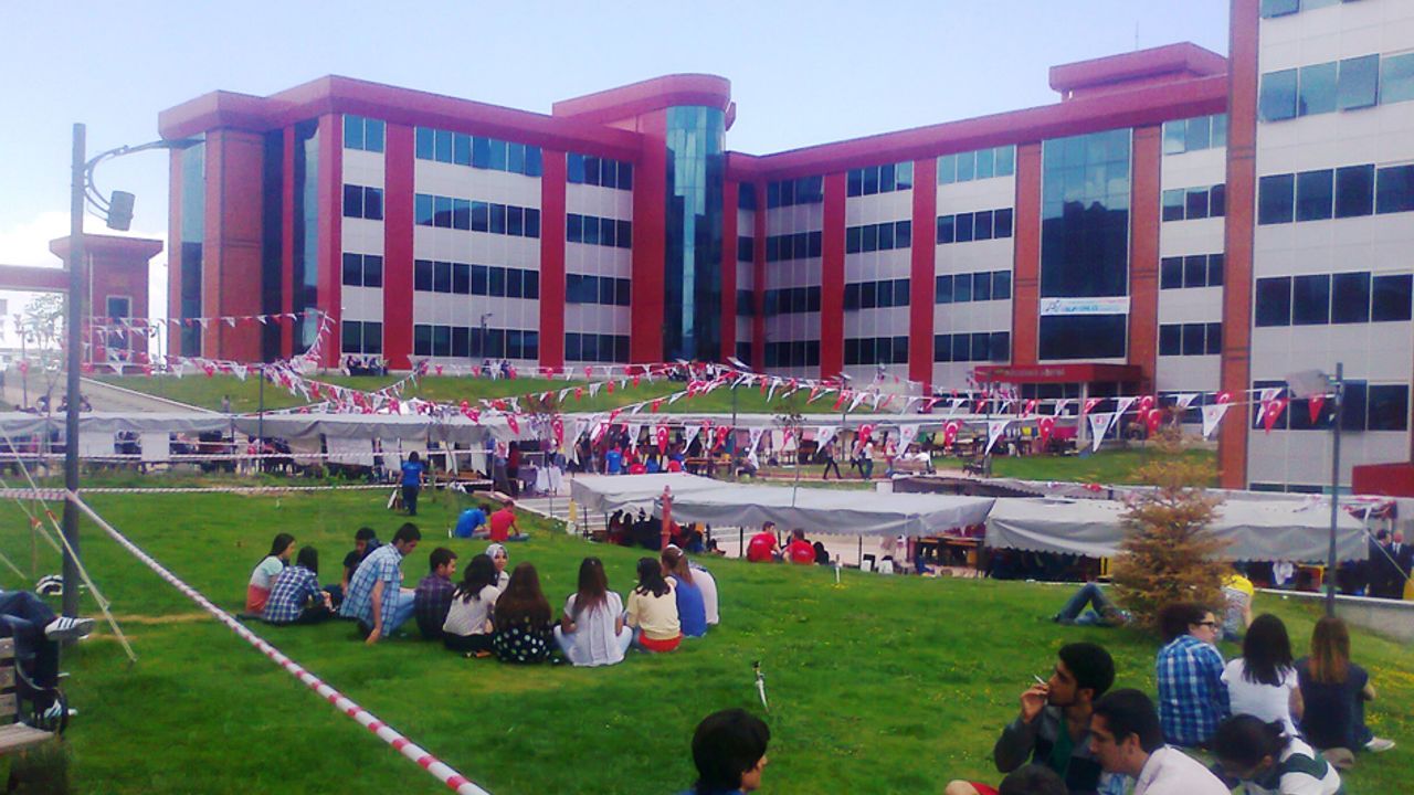 MAKÜ gururlandırdı! 3 alanda sıralamada