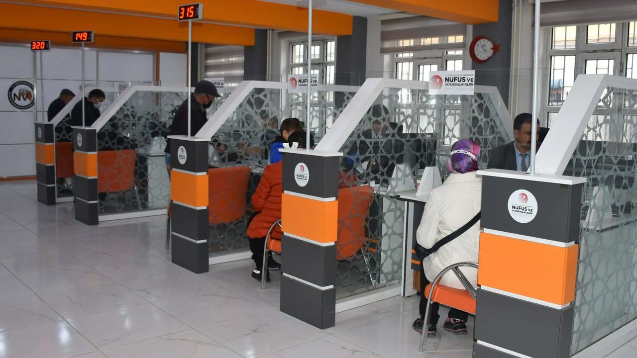 Kars’ta Nüfus Hizmetlerinde başarı: Kimlik kartında %100 orana ulaşıldı