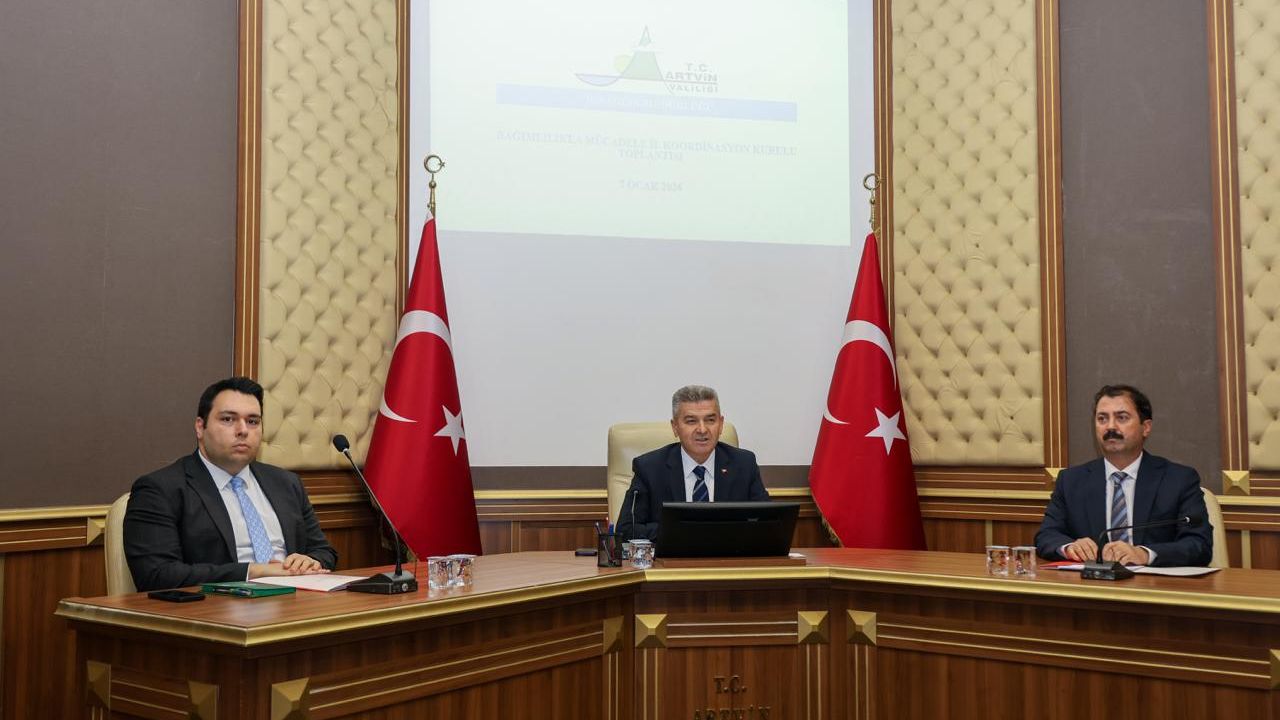 Artvin’de bağımlılıkla mücadele toplantısı yapıldı