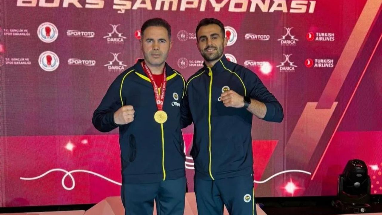 Karslı boksör Necat Ekinci, Türkiye şampiyonu oldu