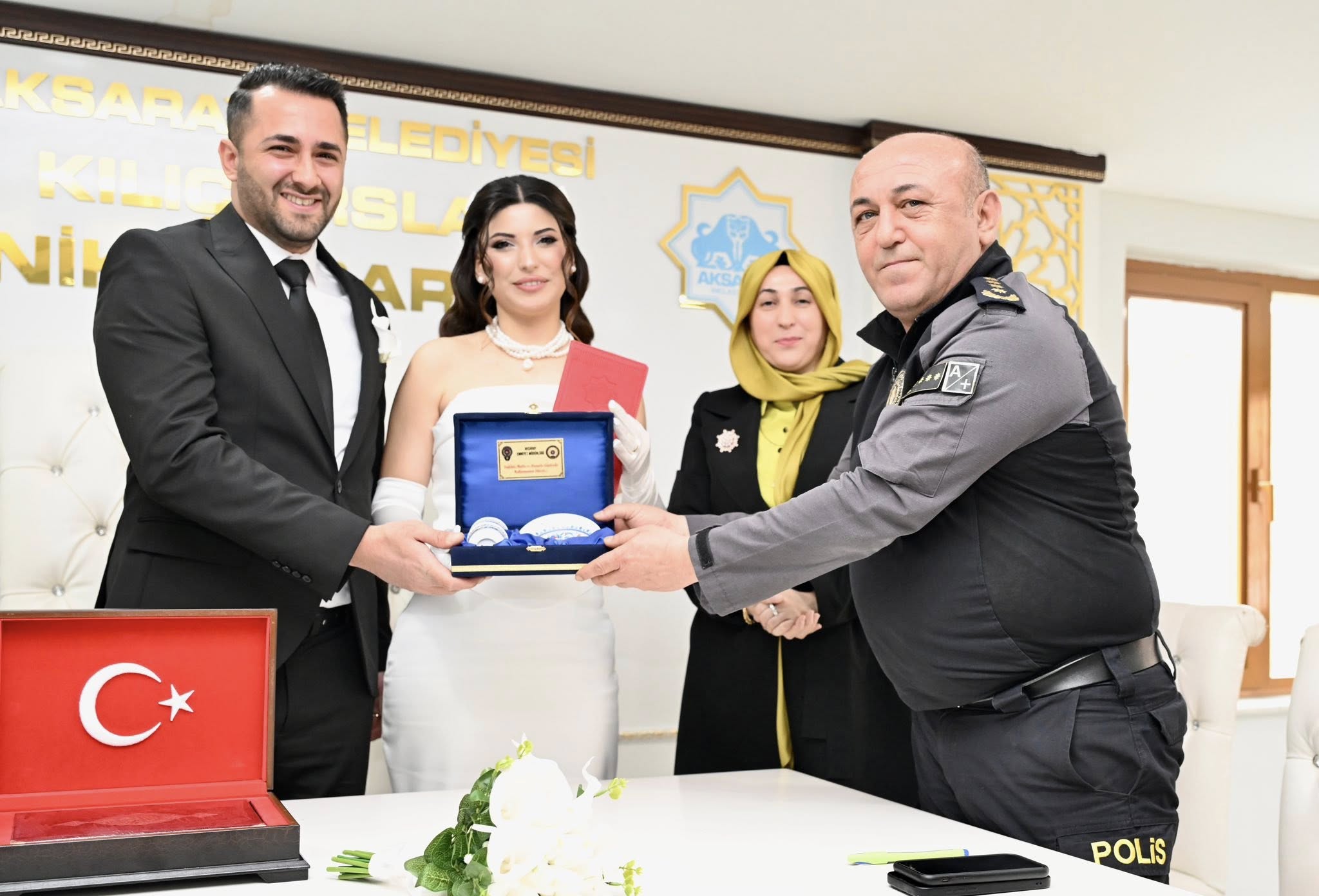Aksaray’da Duygulandıran Nikâh: Emniyet Müdürü DEMİR’den Örnek Davranış