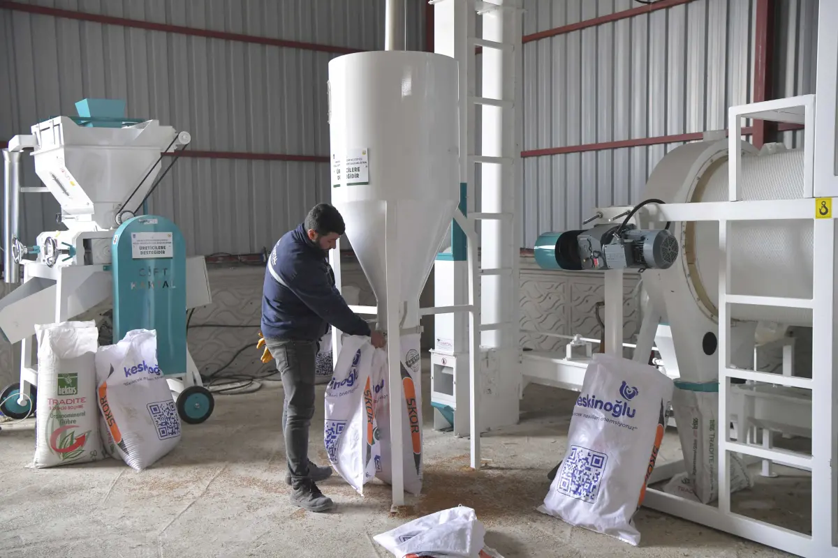 ABB’den Polatlı Uzunbeyli’ye tohum eleme ve yem ezme tesisi