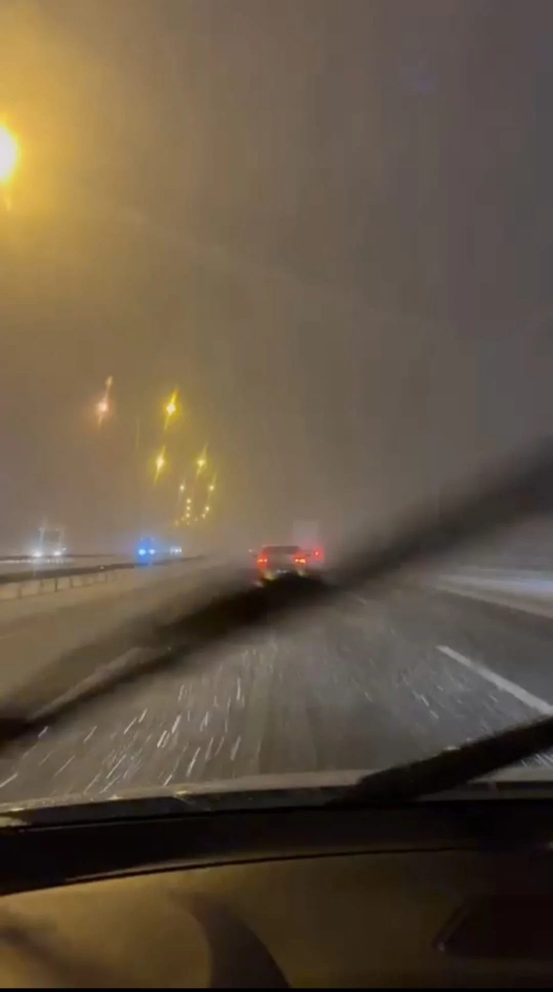 Bolu Dağı’nda kar yağışı etkisini artırıyor, ekipler sahada